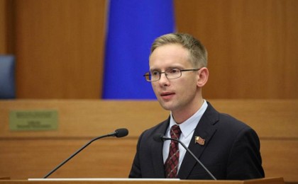 Росдепутат Украина үлгісімен, Қазақстанды "денацификациялауға" және "демилитаризациялауға" шақырды