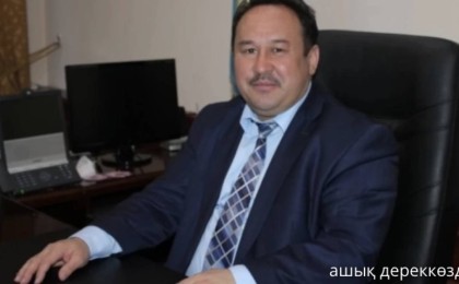 Саясатқа кеткен атақты айтыскер ақша жымқырып, сотталды