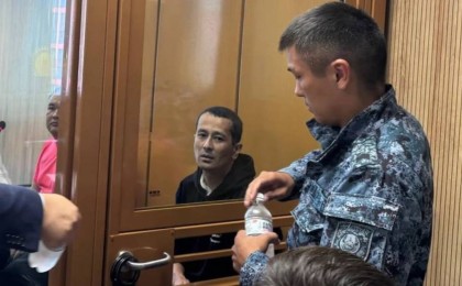 "Барлығына ақша төленді". Журналист Әділбеков Бишімбаевпен әңгімесі туралы айтты