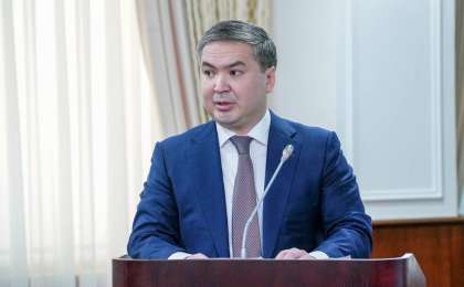 Депутаттың сауалына түсінбей жауапсыз қалдырған Министр сынға ұшырады