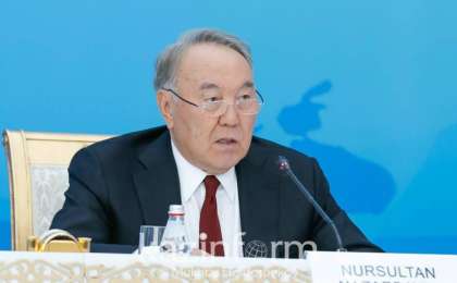 纳扎尔巴耶夫：核大国应消除核试验场基础设施