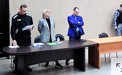 Навальный 9 жылын темір торда өткізеді