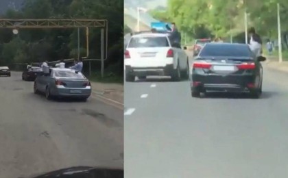 Алматыда мектеп түлектері жол үстінде тағы да ереже бұзды - Қазақстан жаңалықтары