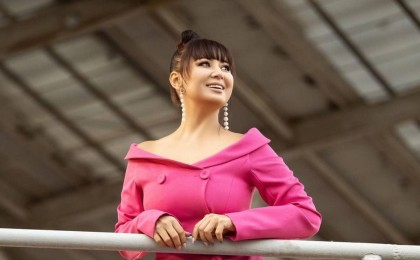 Қазіргі сырласым тек Instagram: Мадина Сәдуақасова жақындарының өзінен алыстап кеткенін жеткізді