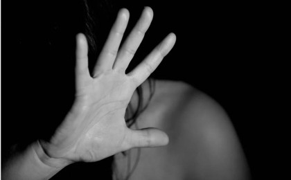 Нұр-Сұлтанда бірден төрт ер адам зорлап кеткен мүгедек қыздың ісі жабылды - Қазақстан жаңалықтары