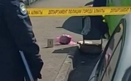 Алматыда әйелдің басын кесіп алған күдікті ұсталды