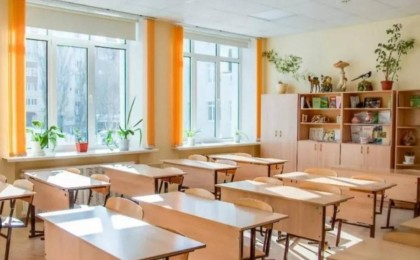 Текелі мектептеріндегі оқушыларға жыныстық қатынас туралы кітапшалар таратылған