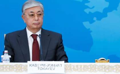 哈萨克斯坦总统就中东和朝鲜局势表示担忧