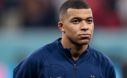 Алматыда Мбаппенің ішкиімі саудаға түсіп жатыр