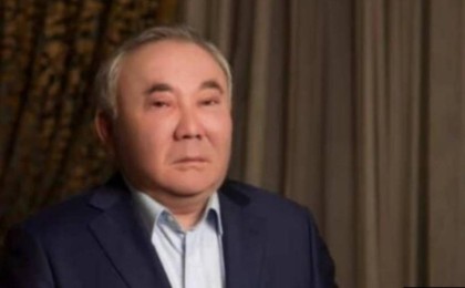 Болат Назарбаев "Барыс" автокөлік орталығынан айырылды