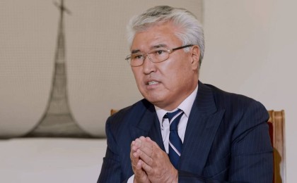 Сотта адвокат Арыстанбек Мұхамедиұлының жазасын үйқамаққа ауыстыруды сұрады