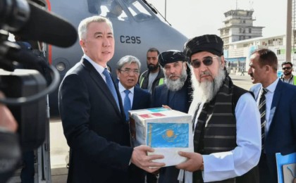 Серік Жұманғарин бастаған делегация Ауғанстанға гуманитарлық жүк тапсырды