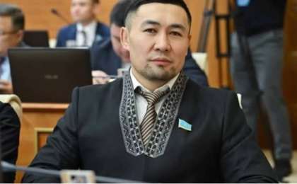 Назаровтың анасына арнаған құттықтауы Мәжіліс регламентін қайта қарауға түрткі болды