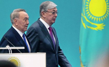 Назарбаев өкілеттігін Тоқаевқа тапсырды