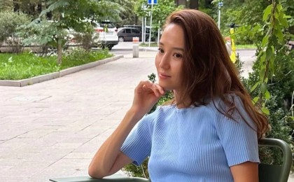 "Өмірімді түбегейлі өзгертті": Гүлназ Жоланова ана атанғанын растады