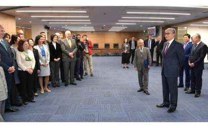 托卡耶夫总统参观联合国位于阿拉木图的新办公室