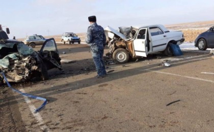 БҚО-да жантүршігерлік жол апатынан 3 адам қайтыс болды