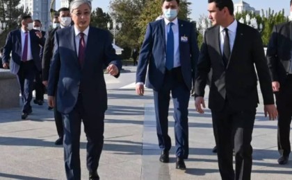 Мемлекет басшысы Түрікменстанның жаңа сайланған Президентімен сөйлесті