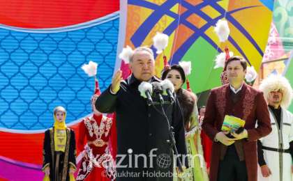 努尔苏丹•纳扎尔巴耶夫：人民团结一心实现了先辈的夙愿