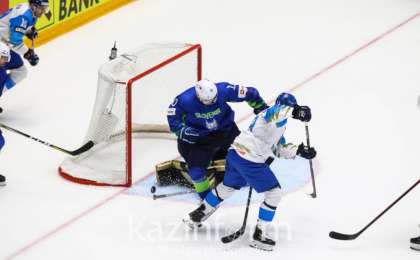 冰球世锦赛：哈萨克斯坦队战胜斯洛文尼亚