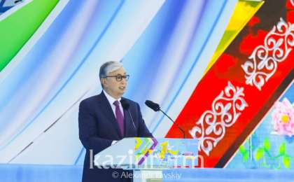 托卡耶夫总统向人民致以团结日祝贺