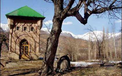 Шейх Омар Уәли кесенесі  –  ғибадат орны