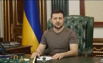 Зеленский Ресей телеарнасындағы тікелей эфирде соғысқа қарсылық білдірген қызға алғыс айтты