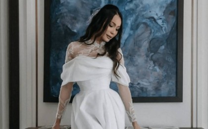 "Ханшайым": жақында тұрмысқа шыққан Жанар Дұғалова той көйлегін көрсетті (фото)