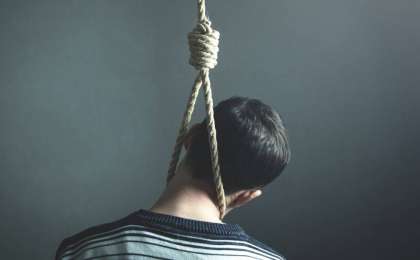 "Менің кінәм жоқ": Павлодарда оқушы қызды зорлады деген күдікті дәретханада асылып өлді