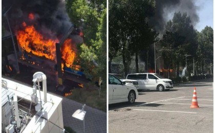 Алматыда автобус өртеніп кетті (фото)