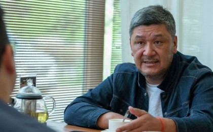 Қоғам қайраткері әкім мен министрді «мәңгүрт» деп атады