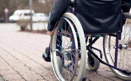 Ақтөбеде ерлі-зайыптылар мүгедекке күштеп қайыр сұратқан