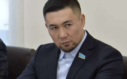 “Бір жылда қалай екі диплом алдыңыз?” - Ардақ Назаров жауап берді