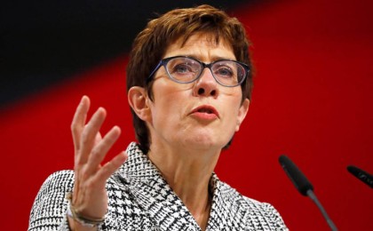 Германия қорғаныс министрі Ресейді Батысқа «өте нақты қауіп» төндіреді деп атады