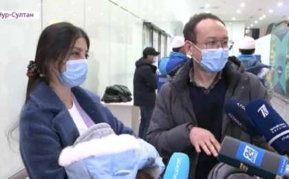 "Есімін Батыр деп қойдық": Алматылық отбасының 8 жыл күткен тұңғышы Украинада дүниеге келді