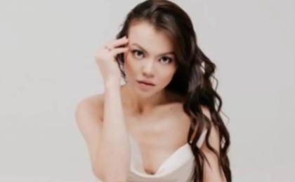 "Жанұясы бола тұра, ортасына түспеңіз": Жарқынай Ханайым ажырасқан азаматқа тұрмысқа шығу туралы айтты