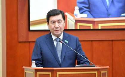 Ерлан Қошанов Мәжіліс төрағасы болып сайланды