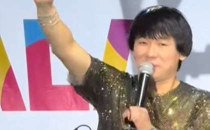  Қала күнінде ән салған Қайрат Нұртас үлкен сынға қалды