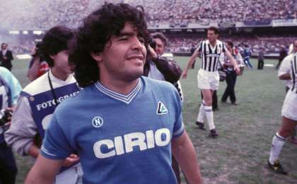 Аты аңызға айналған Марадона өмірден озды