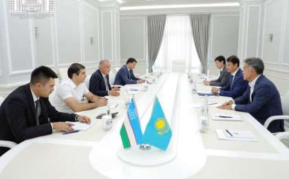 哈萨克斯坦大使会见塔什干市市长