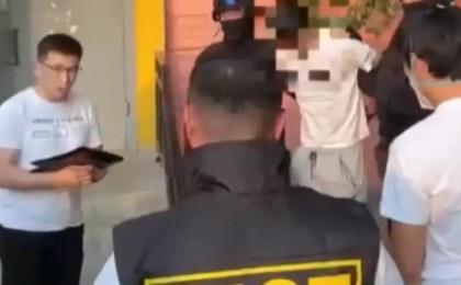 Атырауда видеоңды таратып жіберемін деп тұрғыннан ақша бопсалаған күдікті ұсталды