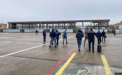 7 млрд теңгеге жөнделіп жатқан әуежайда жолаушы далада қалтырап жүр