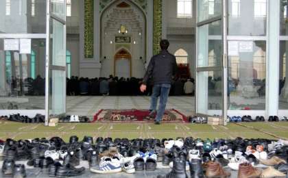 Мешіттен аяқкиім ұрлаған