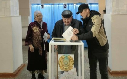 Ұлытау облысында Әйтеновтер отбасы дауыс берді