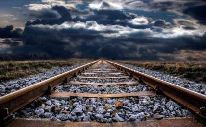 Қарағандыда пойыз бен көлік соқтығысып, бір отбасы қаза тапты