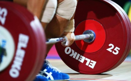 Ауыр атлетикадан әлем чемпионы көлікпен адам қағып өлтірді