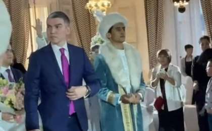 Әлеуметтік желіде Жанар Дұғалованың күйеуінің жүзі көрсетілген видео тарады (видео)