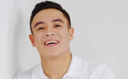 "Сұмдық жайт болды". Қайрат Түнтеков өнерде біреулер жолын кескенін айтты