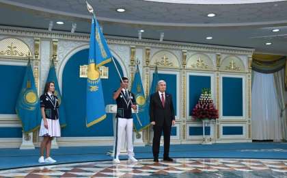 Президент Олимпиадаға қатысатын Қазақстан құрамасының мүшелеріне Мемлекеттік туды тапсырды