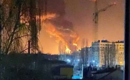 Киев маңындағы ірі мұнай базасы өртенді (видео)